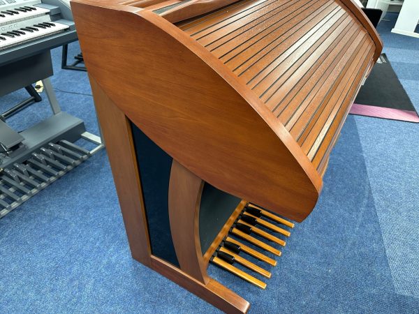 Lowrey Inspire (oak) - Image 7