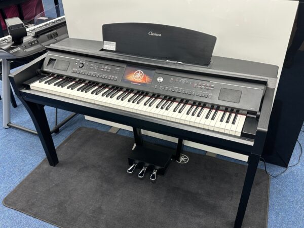 Yamaha Clavinova CVP709b