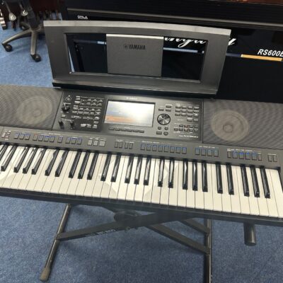 Yamaha PSR SX900