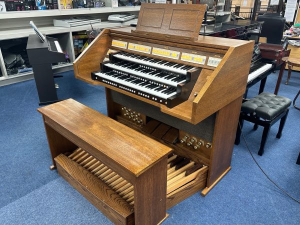 Johannus Opus 30 Classical Organ