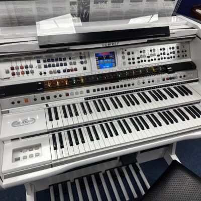 Lowrey Rialto (white)