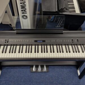 Roland FP-90 Digital Piano