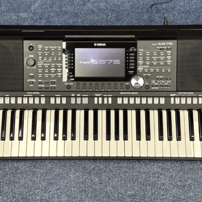 Yamaha PSR S975