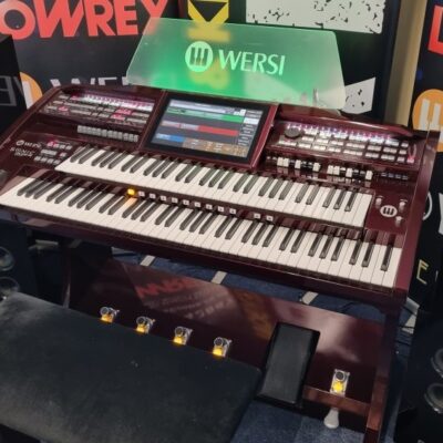 Wersi OAX600 (burgundy) inc speakers